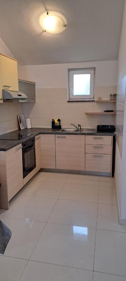 Apartment Niko วีร์ ภายนอก รูปภาพ