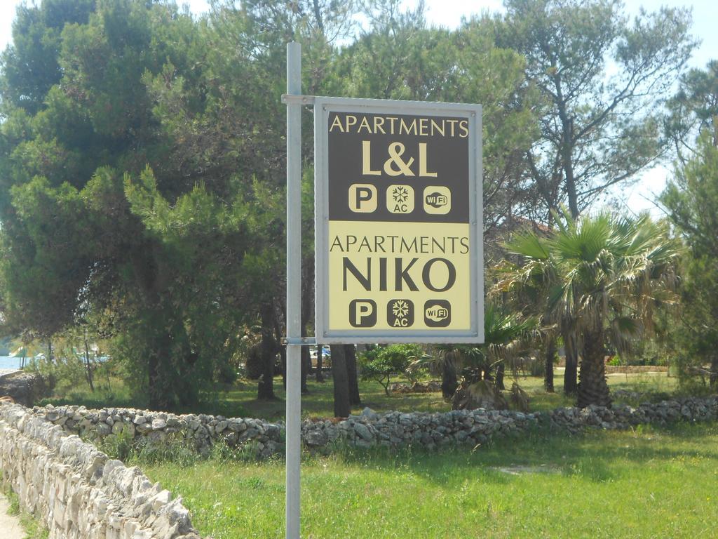 Apartment Niko วีร์ ภายนอก รูปภาพ